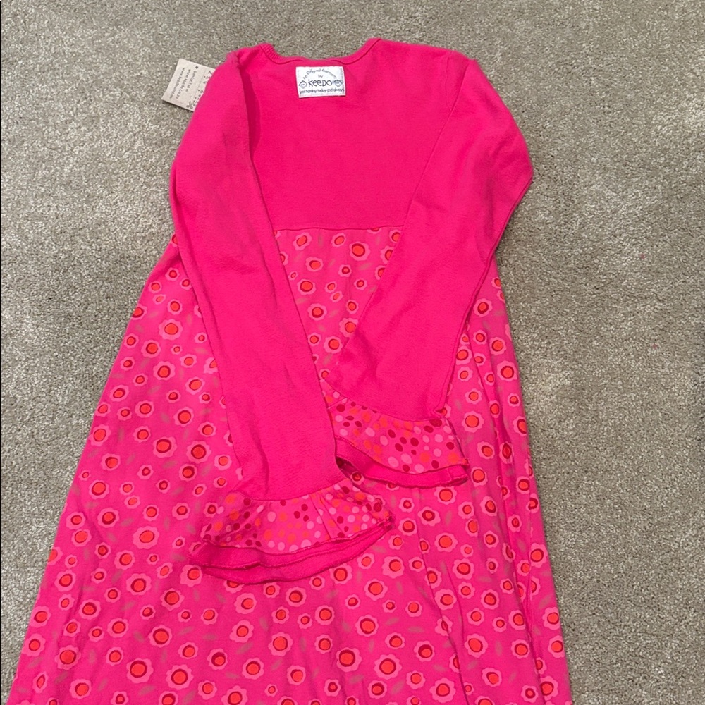 Long Sleeve Kids Dress
Hot Pink 10yrs
Ruby Red 7yrs